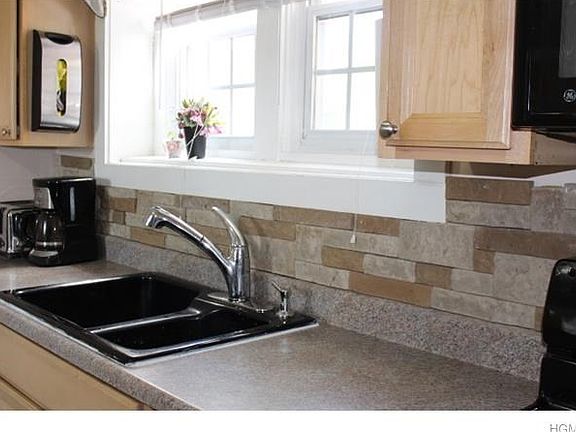 5th image of 7 Blanche Ave