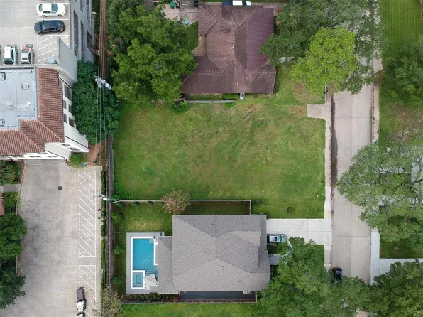 3815 Tartan Ln, Houston, TX 77025