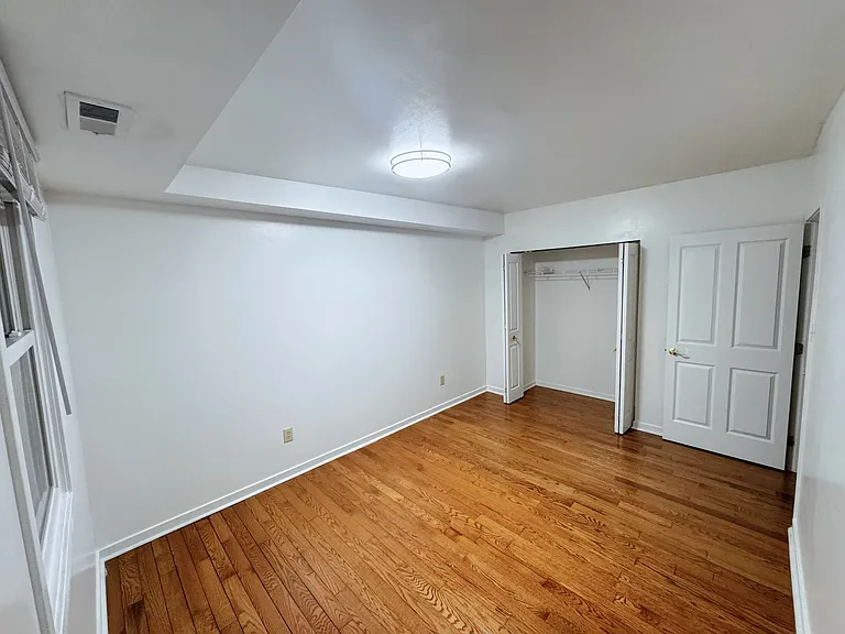 304 N 8th St — Photo 12