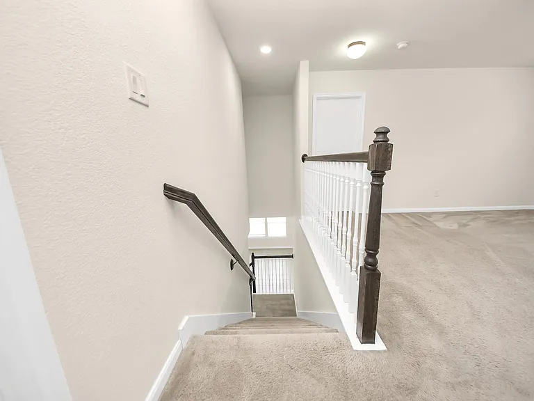 19403 Tinway Ct — Photo 35