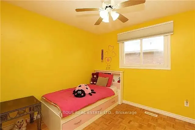 62 Candy Cres — Photo 10