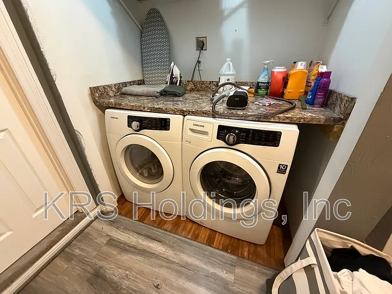 339 Goodman St — Photo 13
