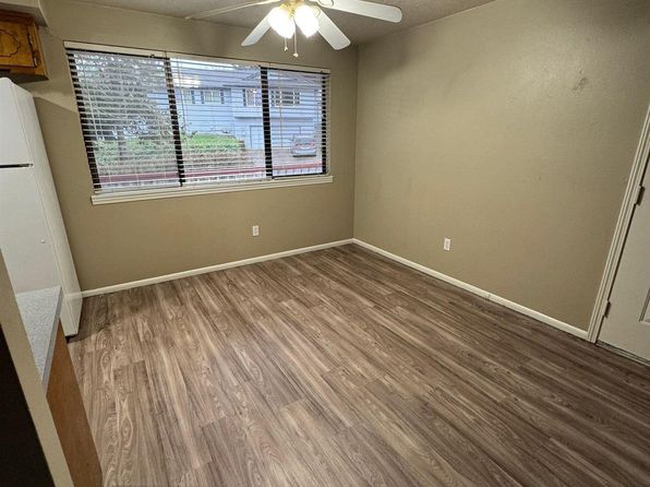 salem-oregon-2092266167 picture