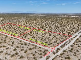 136 E Avenue U #14, Pearblossom, CA