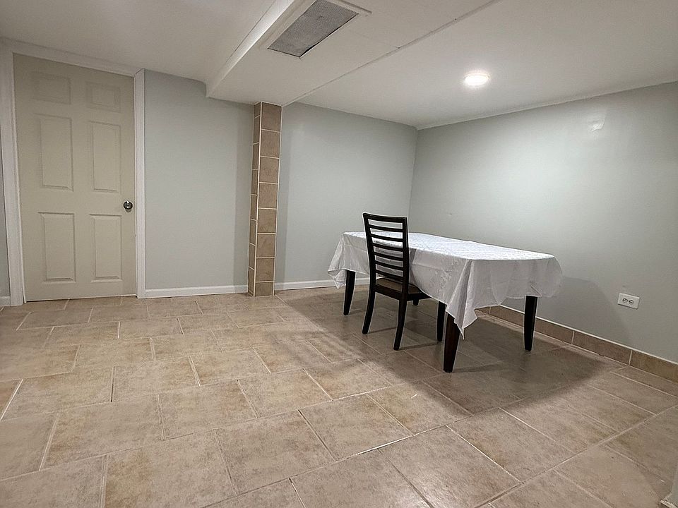 1st image of 9233 Vanderveer St #2