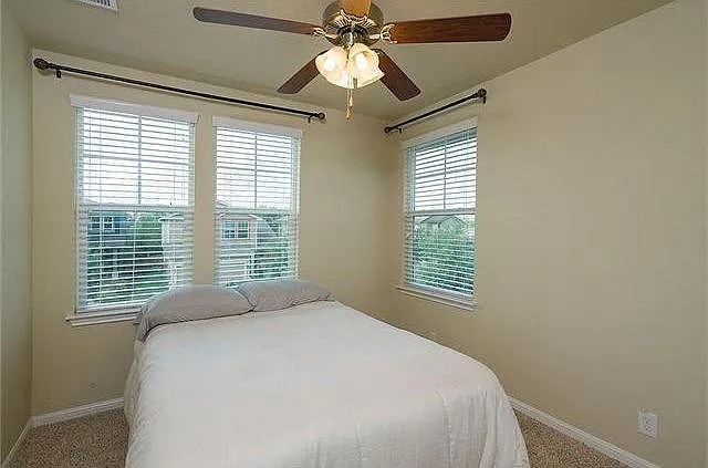 1512 Sugarberry Ln — Photo 5