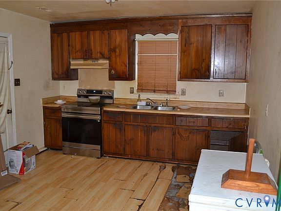 4th image of 5207 Oakforest Dr