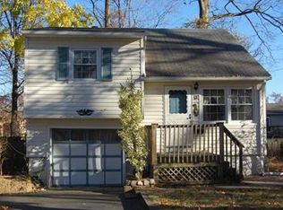 2 Mayetta Rd, Parsippany, NJ 07054