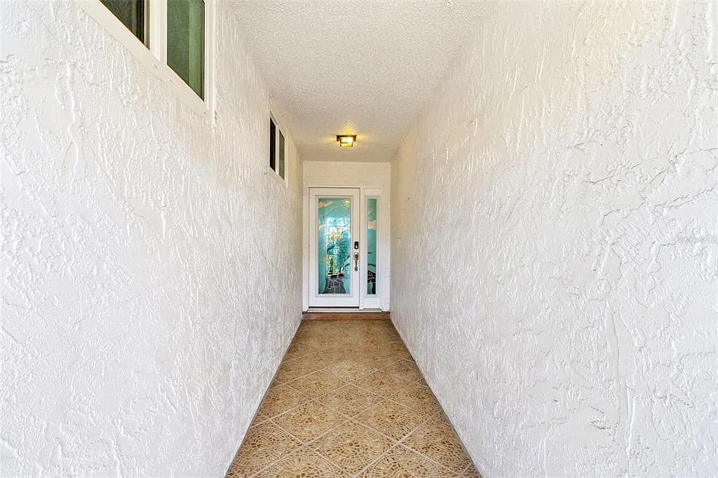2 bed, 2.0 bath, 1803 sqft, $2,650 — Photo 3