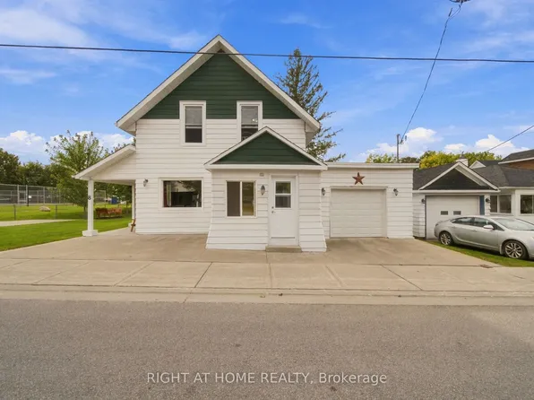 8 Maria St, Penetanguishene, ON L9M 1L6