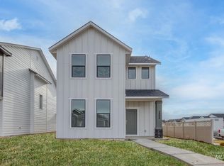 2804 N Eagle Meadow Ave, Kuna, ID 83634