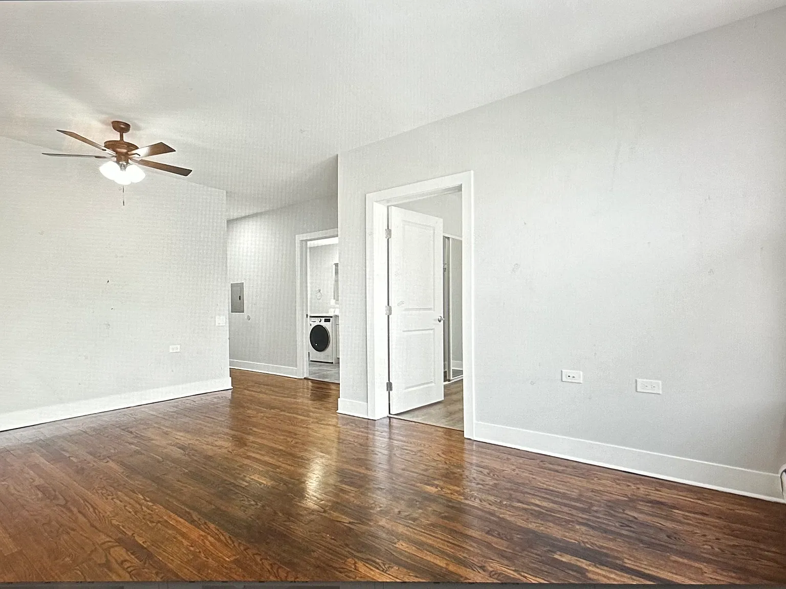 2 bed, 800 sqft, $2,200 — Photo 3