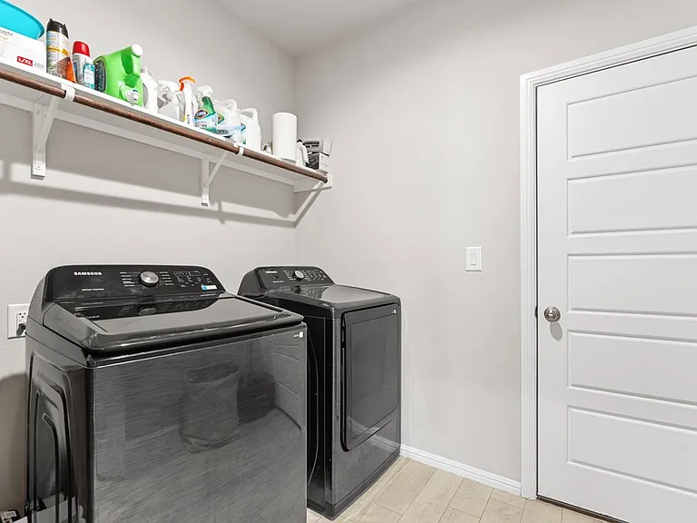 7118 Adenium Rd — Photo 16