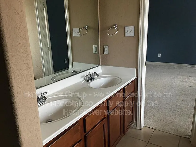 15214 Harlin — Photo 10