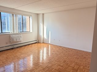 6740 Booth St APT 4B, Flushing, NY 11375