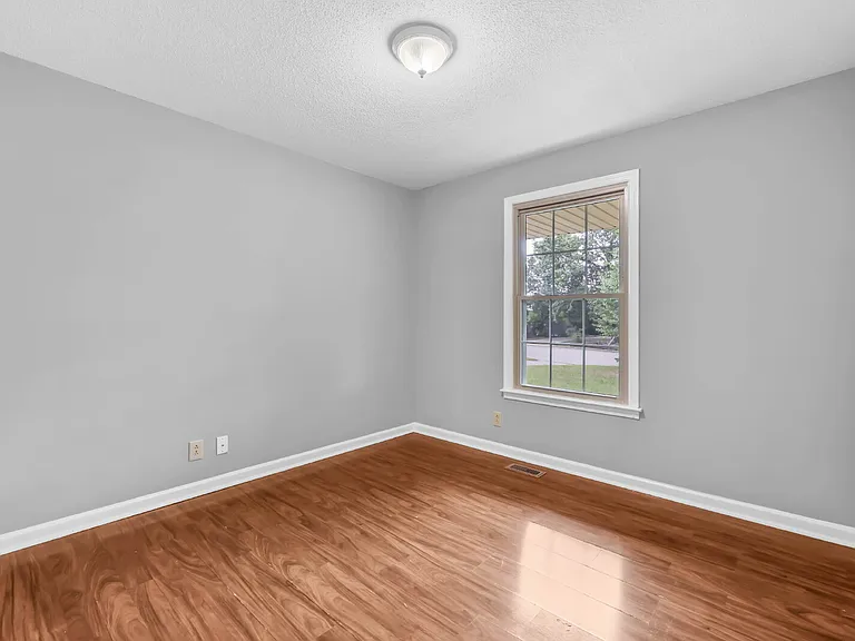 502 Havendale Ct — Photo 9