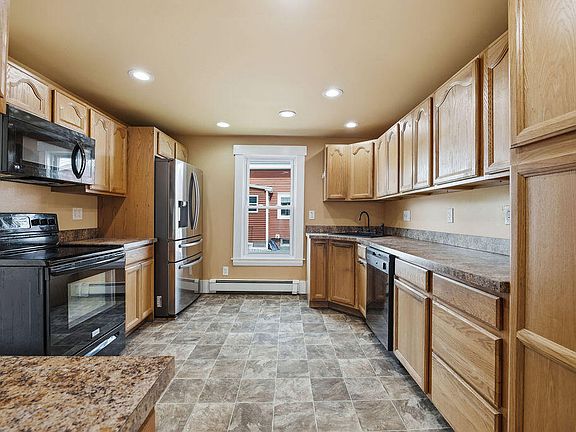4th image of 68 Seavey Street