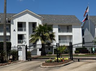 168 Lake Point Blvd, Montgomery, TX 77356