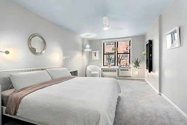 Sold by Compass | media 4