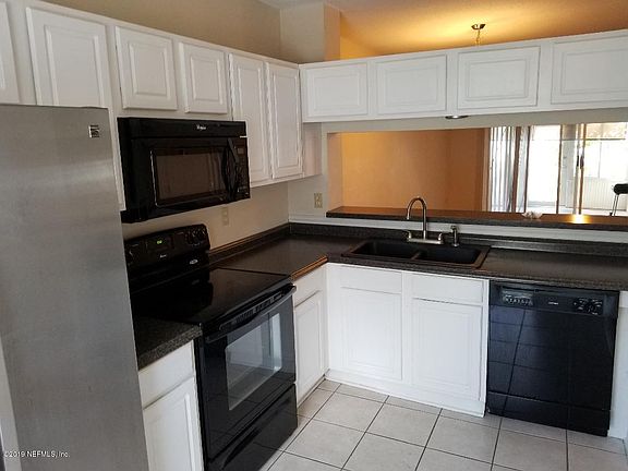 3rd image of 12311 Kensington Lakes Dr Unit 1606