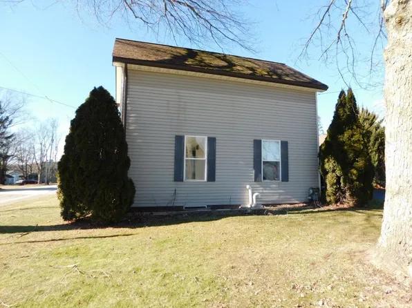 11845 Allen Rd, Conneaut Lake, PA 16316