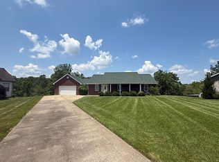 226 Greenbrier Ln, Davisville, WV 26142