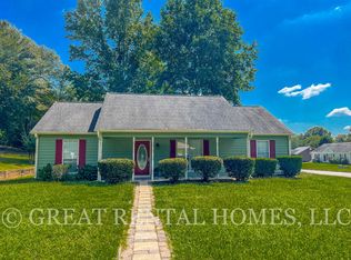 12 Oak St, Newnan, GA 30263