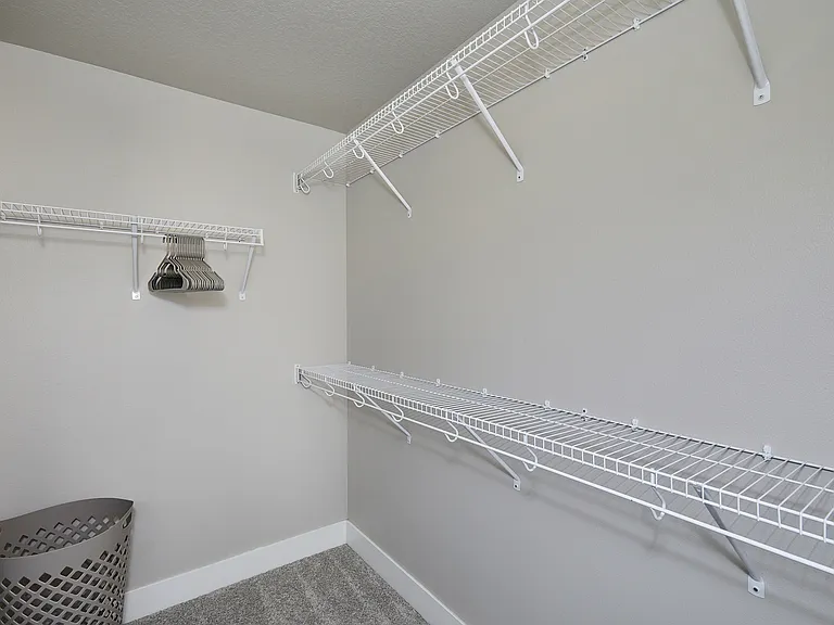 2109 Ammann Dr — Photo 16