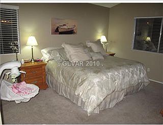2nd image of 4401 Loma Ct