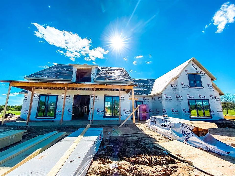 1st image of 545 Farm Road 2303