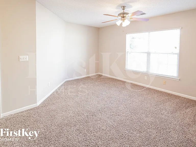 112 Chemistry Cir — Photo 8