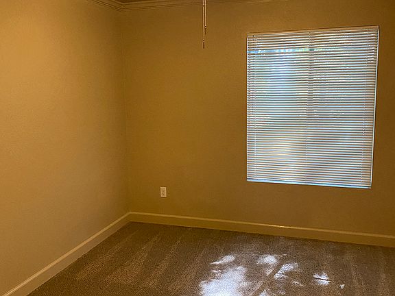 4th image of 2506 Country Club Blvd APT 2