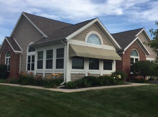 144 Summerfield Blvd, Bowling Green, OH 43402