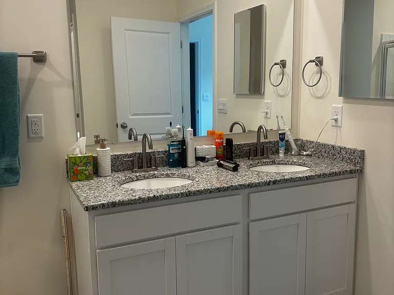 12308 Manhattan Ln — Photo 25