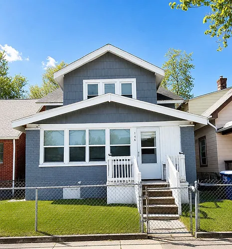 146 Esther St Photo 1