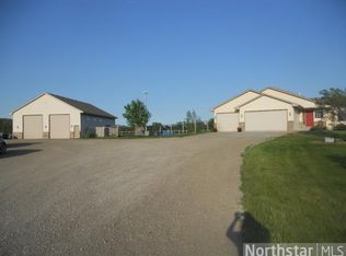 22761 Holly St NW, Oak Grove, MN 55005