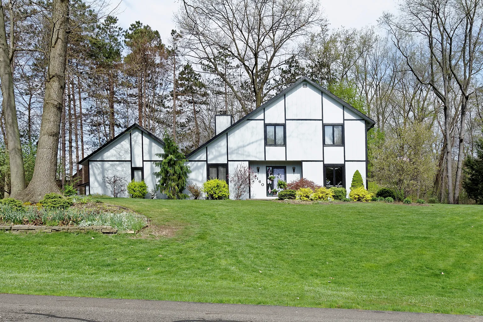 4160 Aldawood Hls photo 1
