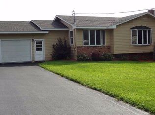 289 Cumberland Head Rd, Plattsburgh, NY 12901