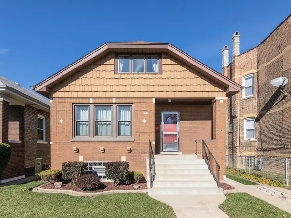 4910 W Newport Ave, Chicago, IL 60641