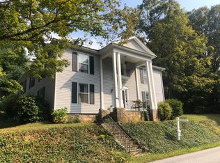 82 Old Mill Rd, Warm Springs, VA 24484