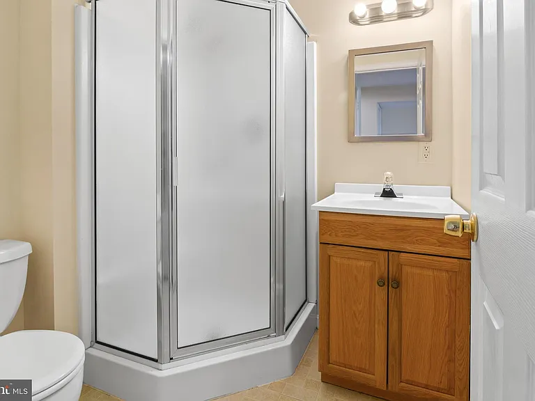 26 Wessex Ct — Photo 31