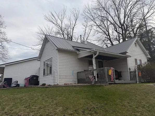 206 W 6th St, Hedrick, IA 52563