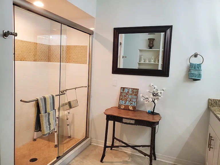 572 10th Pl — Photo 15
