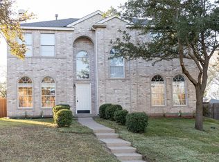 735 Garnet Dr, Mesquite, TX 75149
