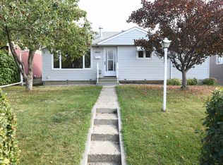 10243 42nd St NW, Edmonton, AB T6A 1T3