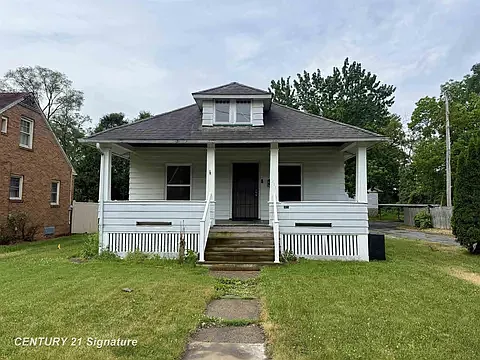 1425 Stephens St — Photo 1