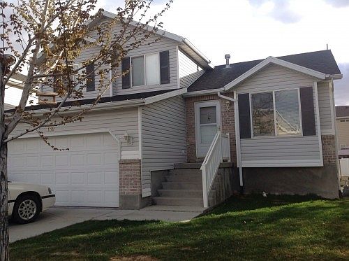 1st image of 130 Crystal Bay Dr