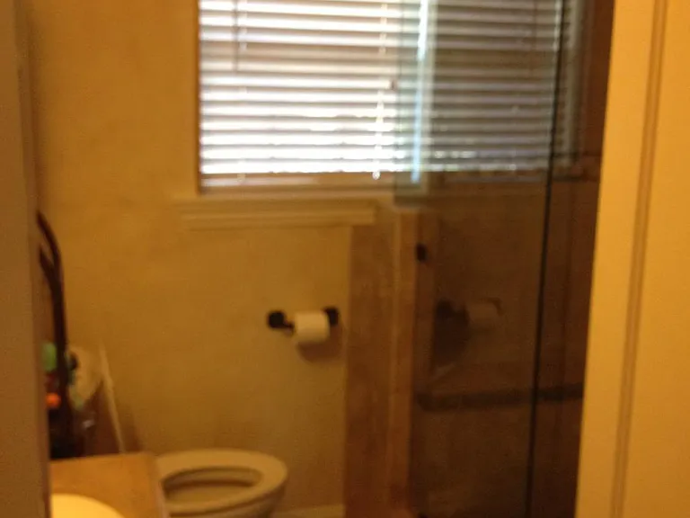 Hall Bathroom shared by 2 bedrooms