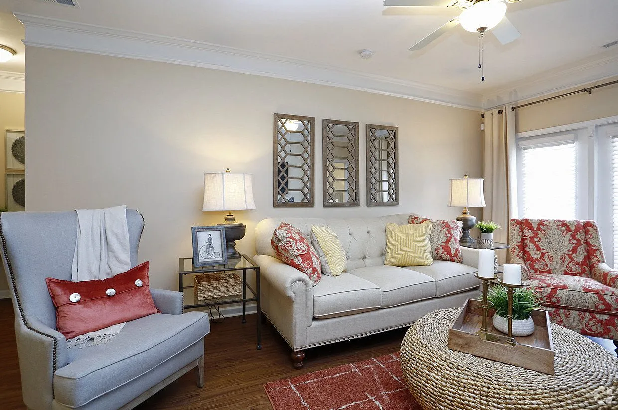 Summerwind Apartments — Photo 3