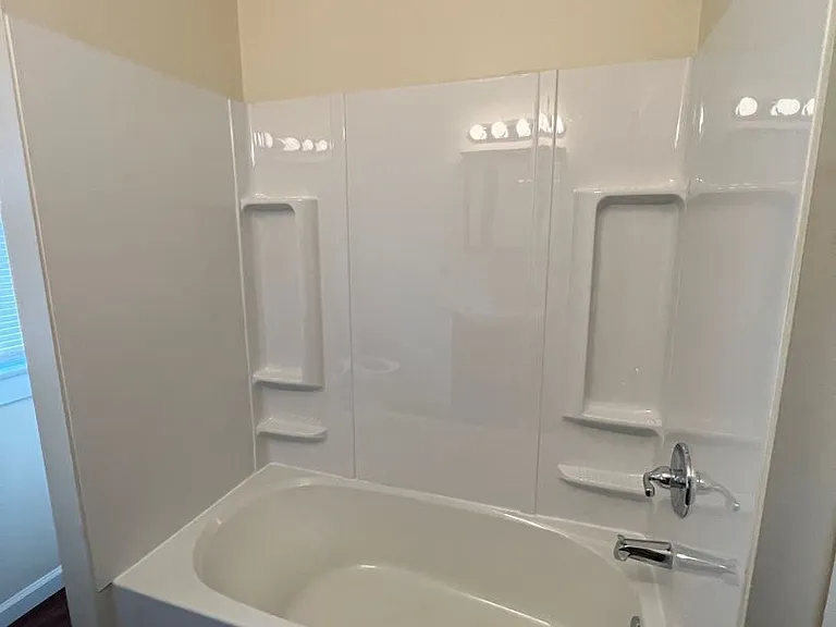 534 E Prospect St — Photo 10